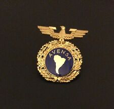 Avensa Pilot Hat Badge brand new from classic 1980’s  picture