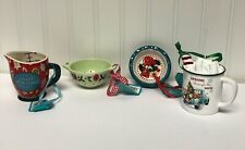 Pioneer Woman Holidays Christmas Ornaments Cup Colander Hot Cocoa Pie Plate 4Pcs picture