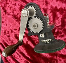 Vintage Singer USA Hand Crank Pinker Pinking Machine Cast Iron Hem Cutter Sewing picture