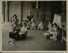 1927 Press Photo Sujn Babies Nursery at Hoxton East London - nex90534 picture