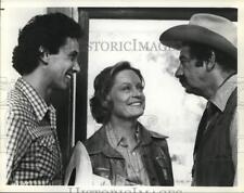 1982 Press Photo Alexis Smith, Walter Matthau & Andrew Rubin in Casey's Shadow. picture