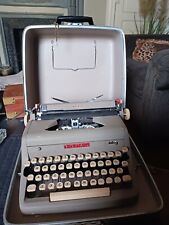 VIntage ROYAL Quiet De luxe Typewriter picture