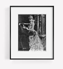 Photo: Sarah Bernhardt, 1844-1923, As Prou-Prou picture