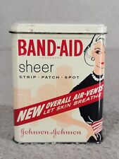 EMPTY Vintage BAND AID Tin WOMAN SHEER STRIP JOHNSON & JOHNSON BANDAGES 50s/60s picture