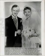 1954 Press Photo Wally Cox marries Patricia Benoit on 