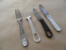 WWI WWII US Army Mess Kit Utensils - 2 Forks & 2 Knives picture