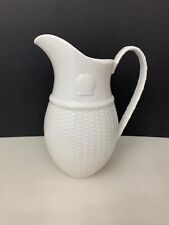 NEW WITHOUT THE BOX Nantucket by WEDGWOOD BONE 32 OUNCES 8-1/2 in. PITCHER JUG picture