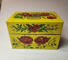 Vintage Yellow Syndicate Mfg Tin Recipe  Box Grey Gardens Big Edie picture